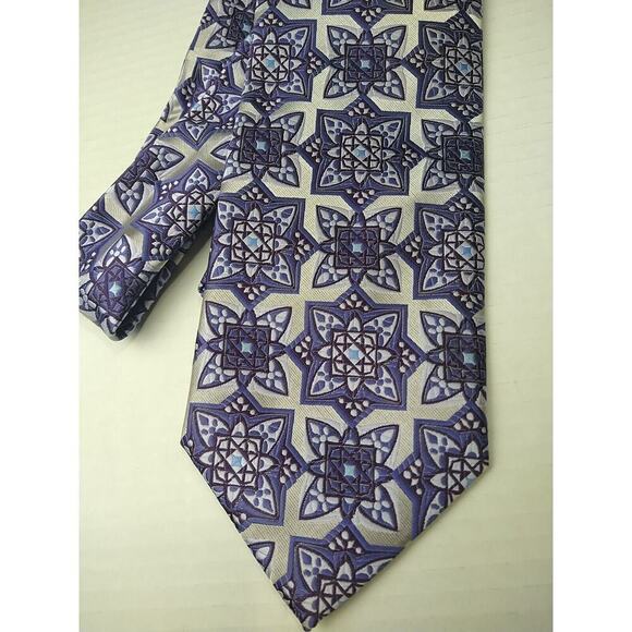 Roland S. Martin Purple Grey Geometric Designed Regular Sized Tie - Picture 2 of 10